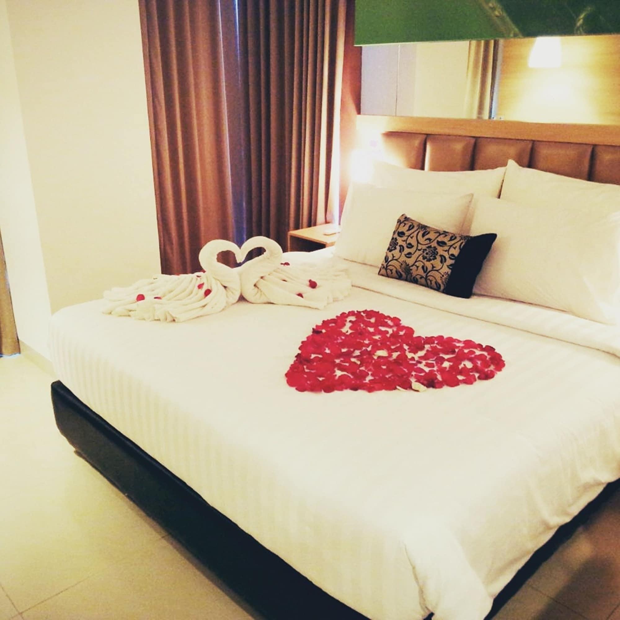 Agria Hotel Bogor Kültér fotó