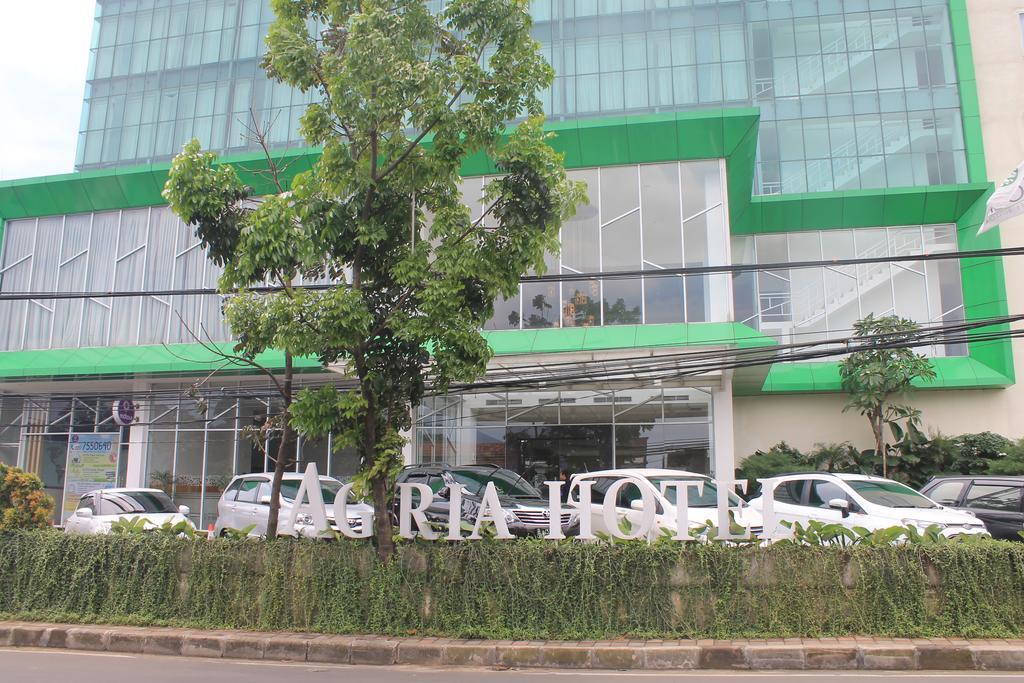 Agria Hotel Bogor Kültér fotó