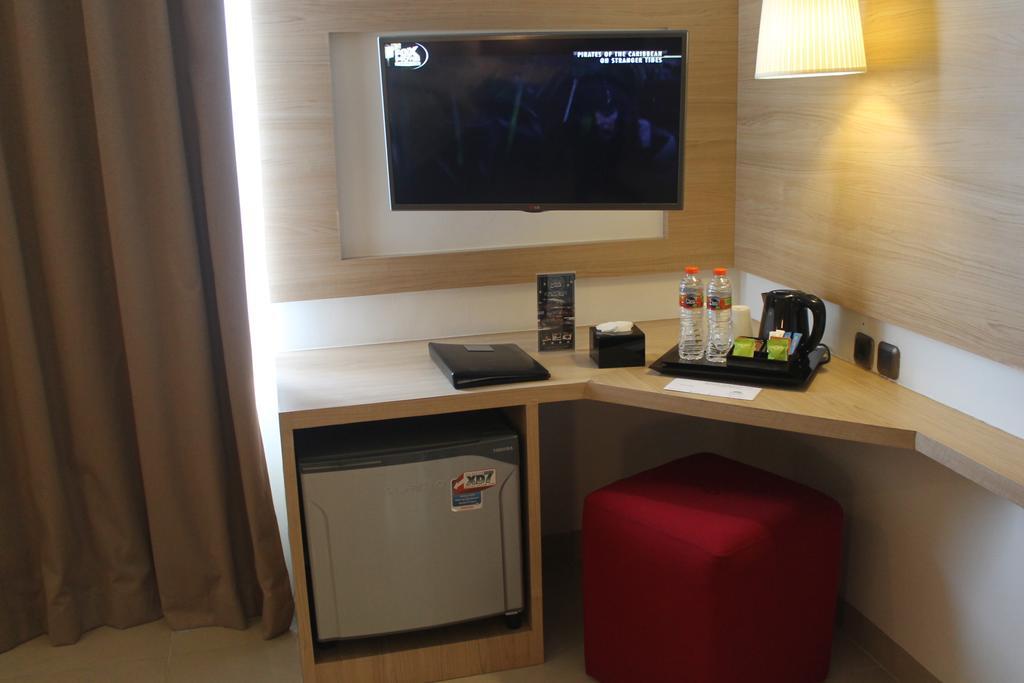 Agria Hotel Bogor Kültér fotó