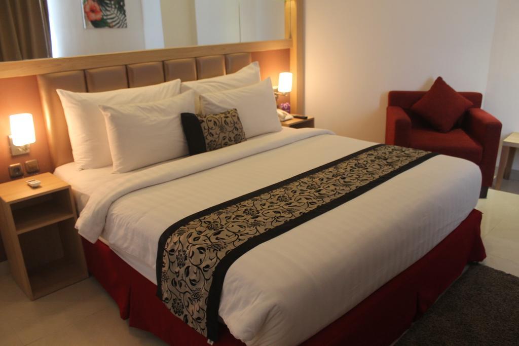 Agria Hotel Bogor Kültér fotó