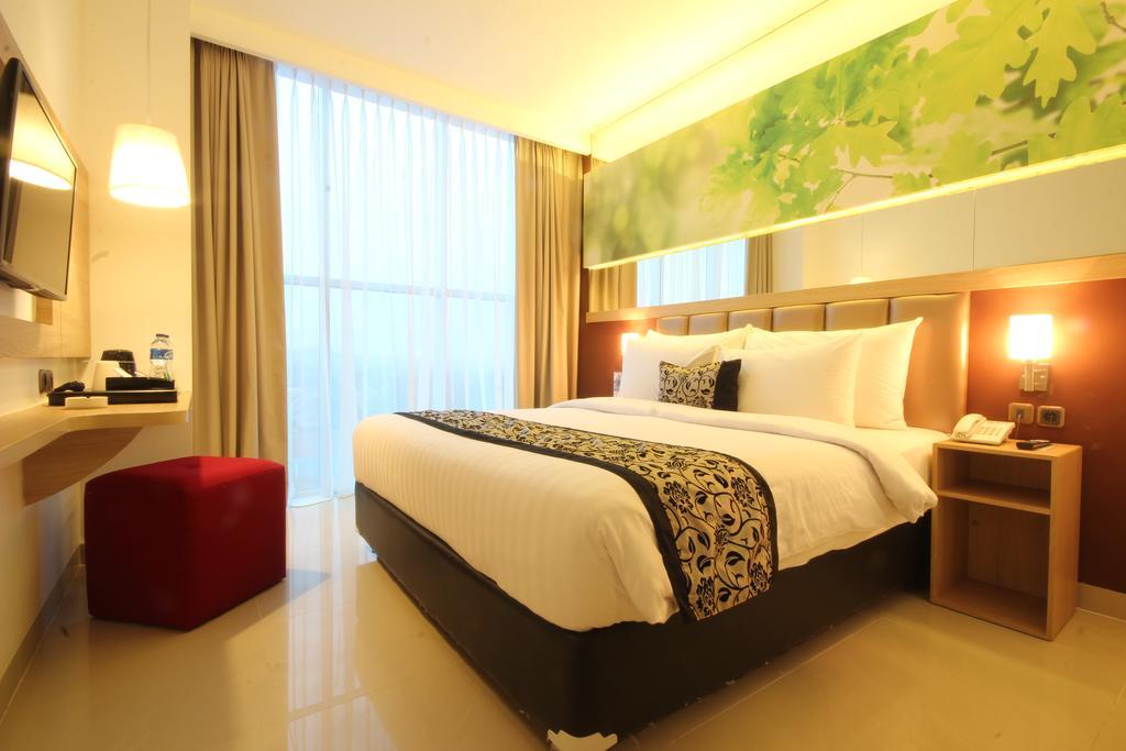 Agria Hotel Bogor Kültér fotó
