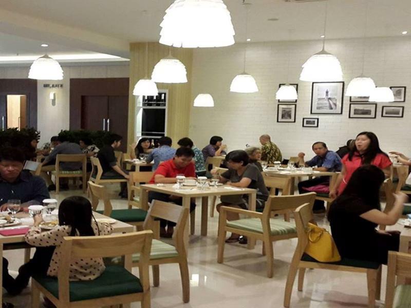 Agria Hotel Bogor Kültér fotó